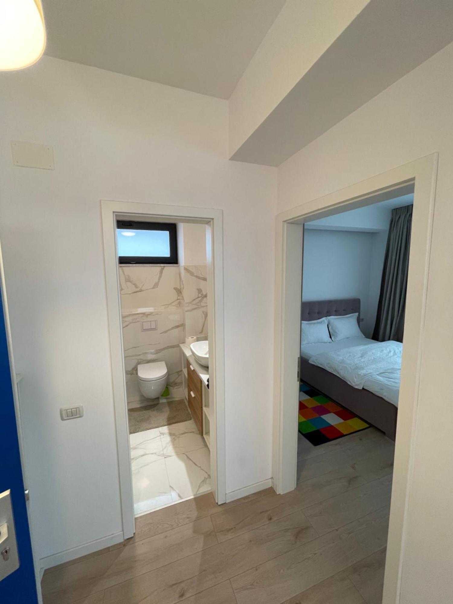 Warm Hotel Apartment بوخارست المظهر الخارجي الصورة